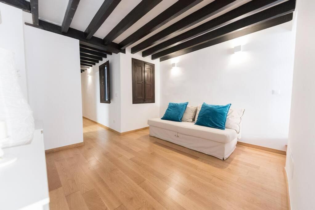Loft En El Corazon De Palma Cerca De La Catedral Appartement Buitenkant foto