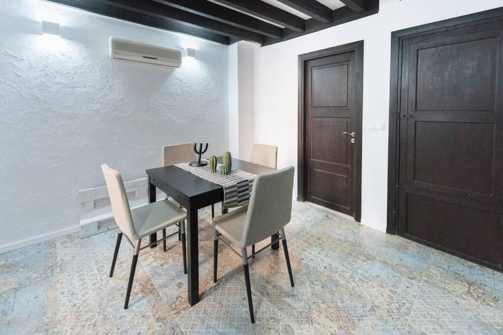 Loft En El Corazon De Palma Cerca De La Catedral Appartement Buitenkant foto